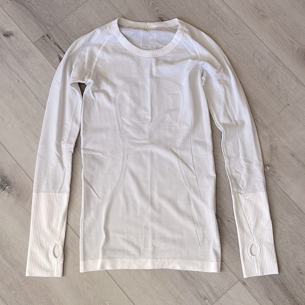 Lululemon Swiftly long sleeve